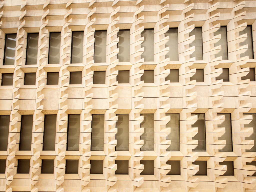 The Role and Evidentiary Value of Court-Appointed Experts in UAE Civil Proceedings